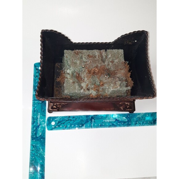 Footed Metal Decorative Planter – Rustic Farmhouse Style - Picture 4 of 8